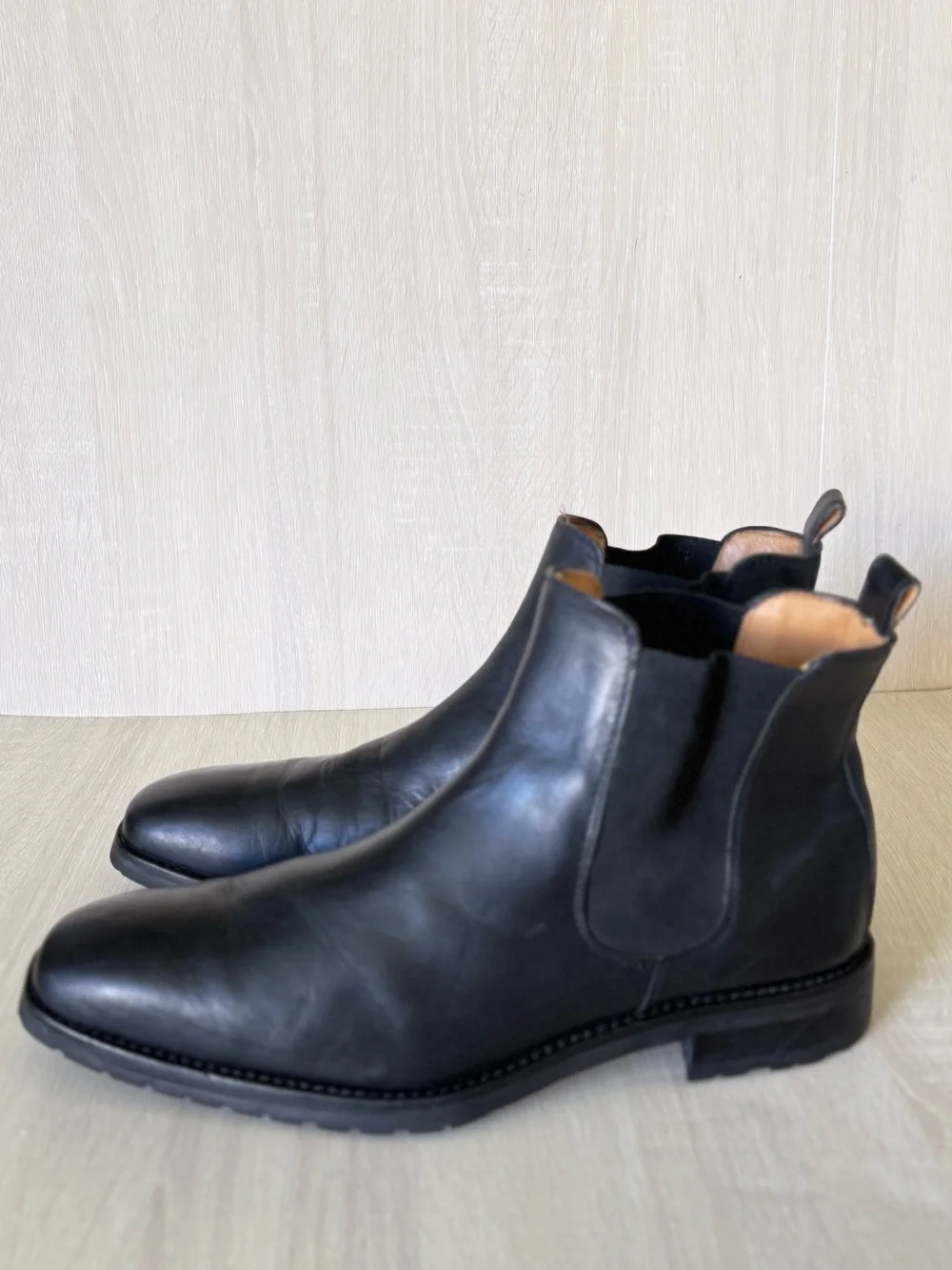 To Boot New York Men’s Black Leather Chelsea Boots Size 10.5 Made in Italy